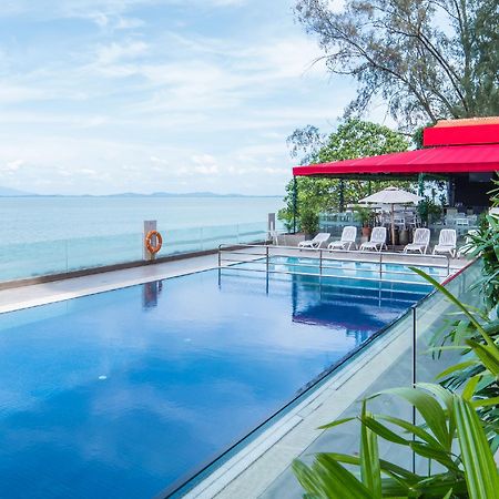 Hotel Sentral Seaview @ ​Beachfront Tanjung Bungah  Extérieur photo