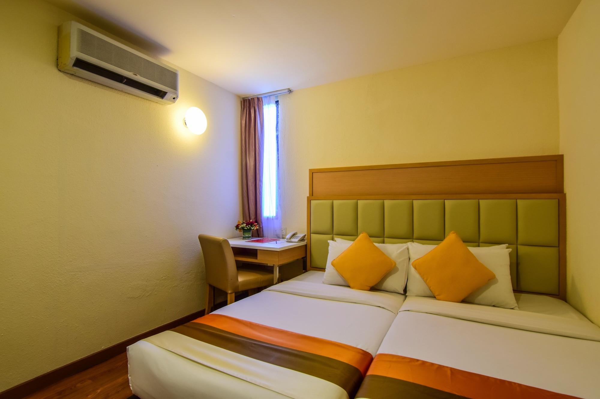 Hotel Sentral Seaview @ ​Beachfront Tanjung Bungah  Extérieur photo