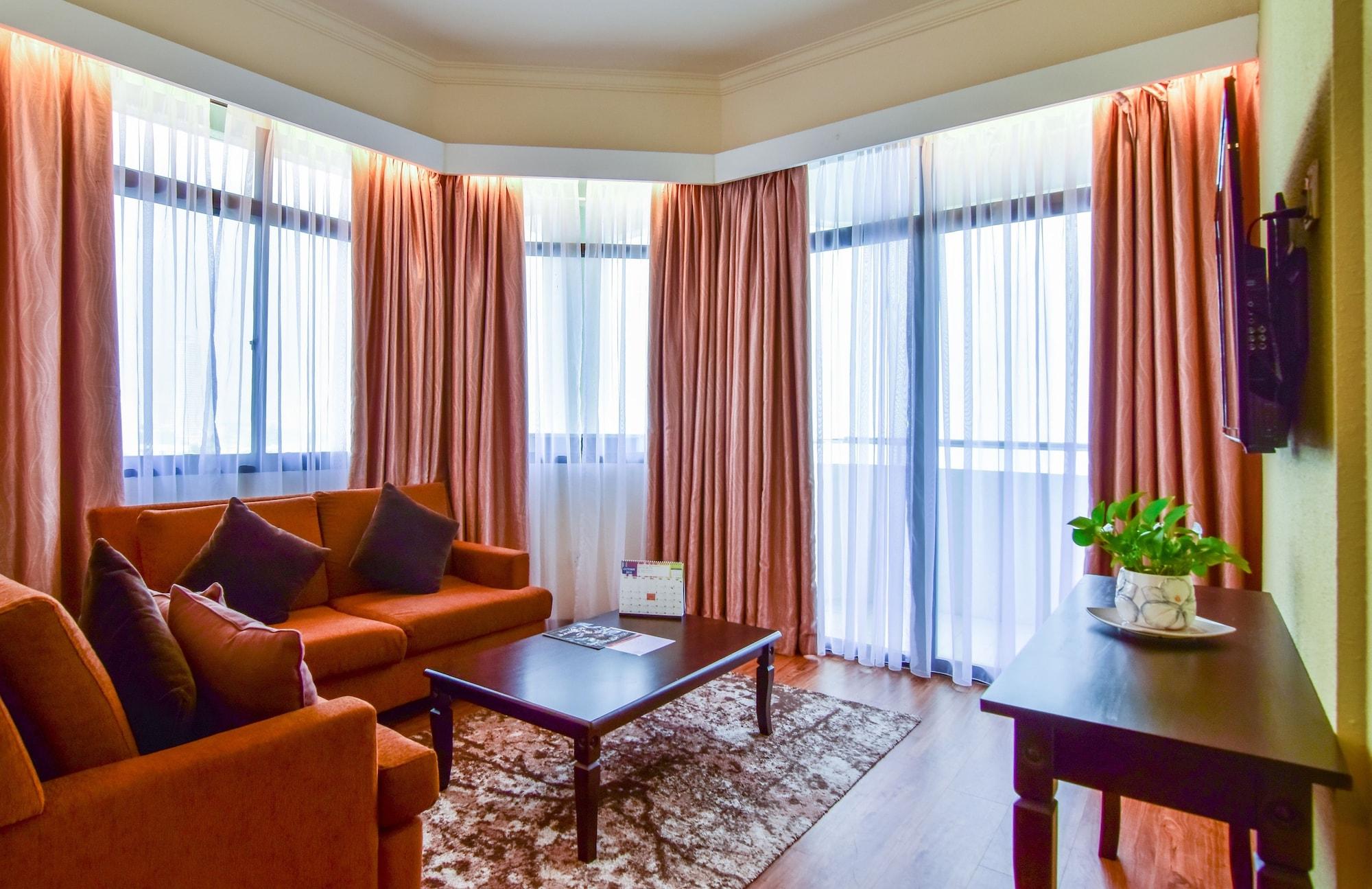 Hotel Sentral Seaview @ ​Beachfront Tanjung Bungah  Extérieur photo