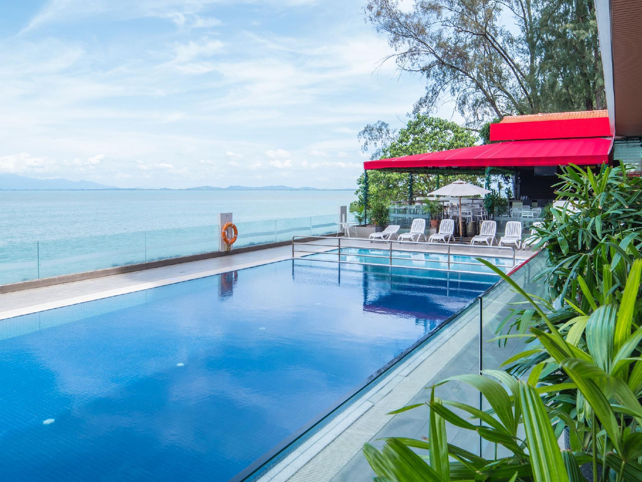Hotel Sentral Seaview @ ​Beachfront Tanjung Bungah  Extérieur photo