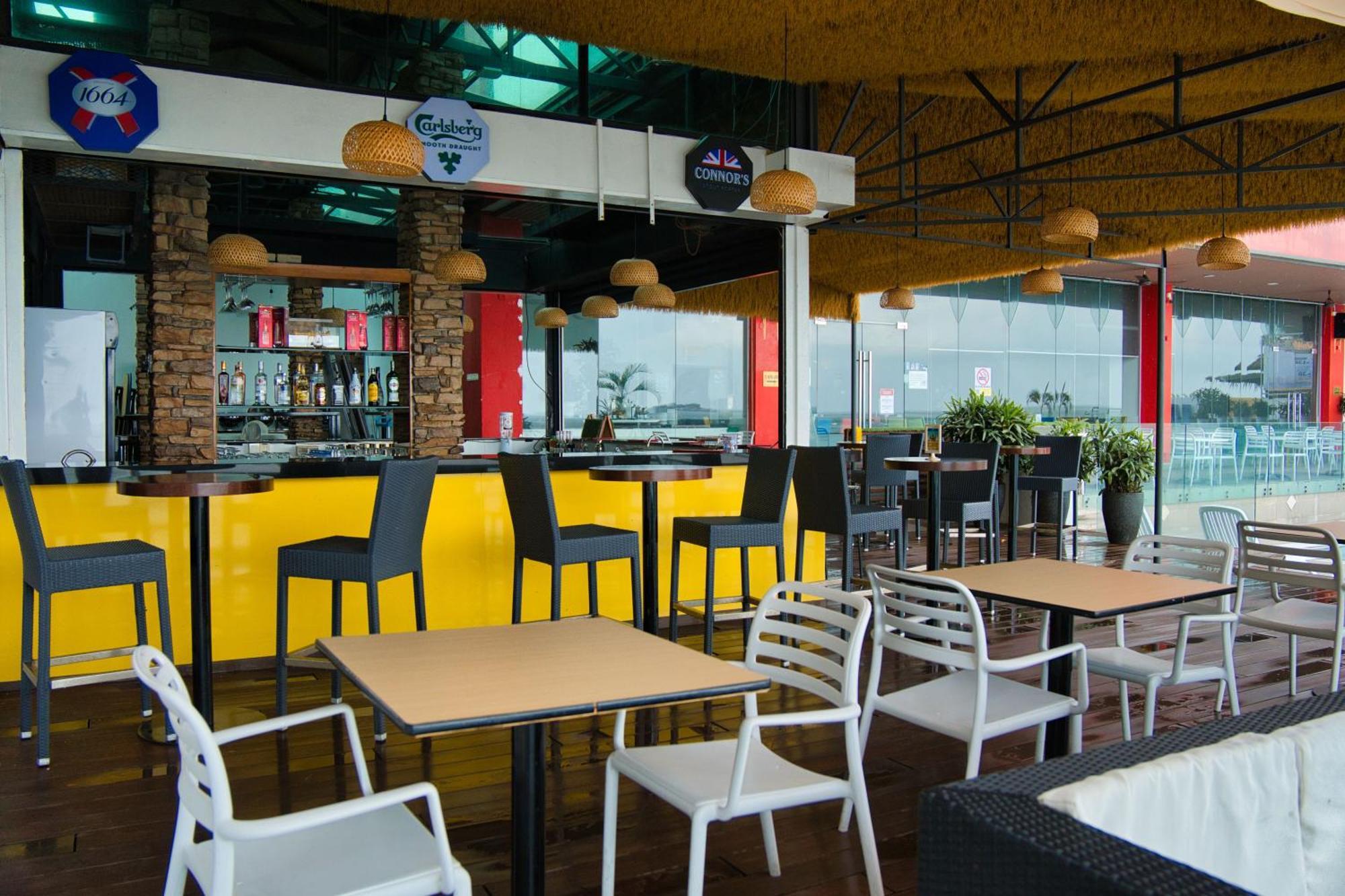Hotel Sentral Seaview @ ​Beachfront Tanjung Bungah  Extérieur photo