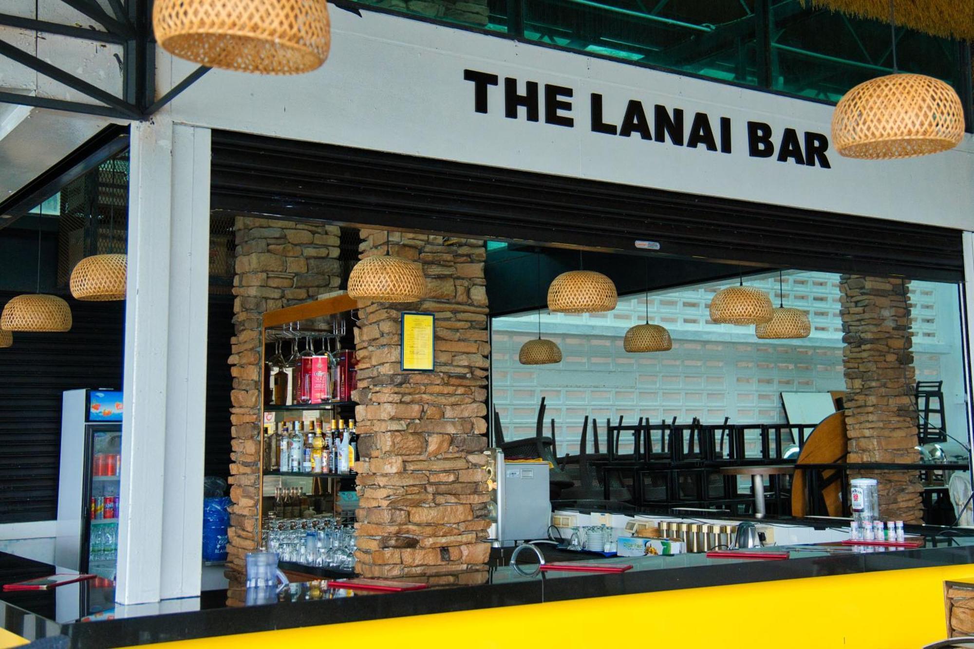 Hotel Sentral Seaview @ ​Beachfront Tanjung Bungah  Extérieur photo