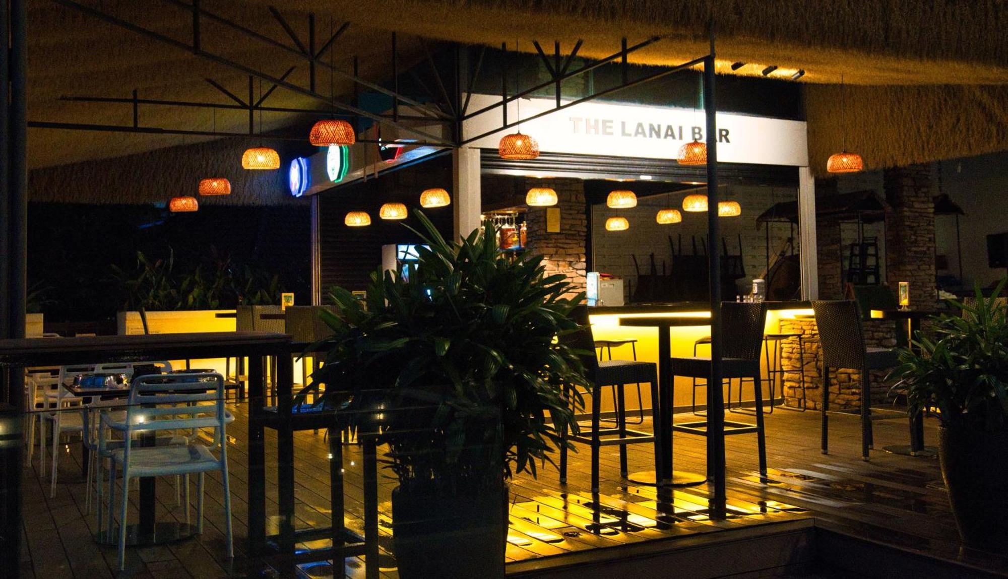 Hotel Sentral Seaview @ ​Beachfront Tanjung Bungah  Extérieur photo