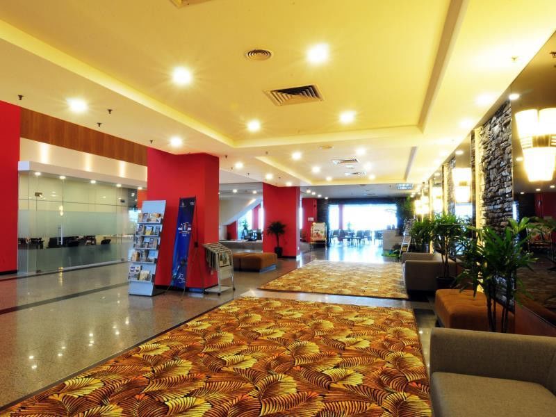 Hotel Sentral Seaview @ ​Beachfront Tanjung Bungah  Extérieur photo