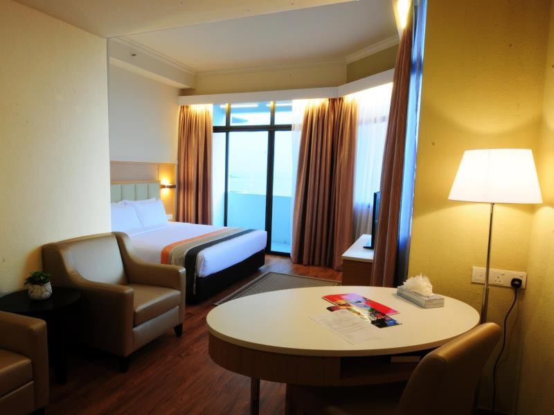 Hotel Sentral Seaview @ ​Beachfront Tanjung Bungah  Extérieur photo