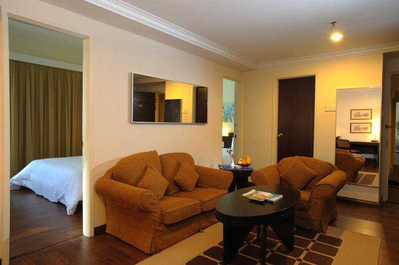 Hotel Sentral Seaview @ ​Beachfront Tanjung Bungah  Extérieur photo