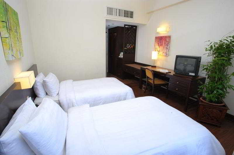 Hotel Sentral Seaview @ ​Beachfront Tanjung Bungah  Extérieur photo