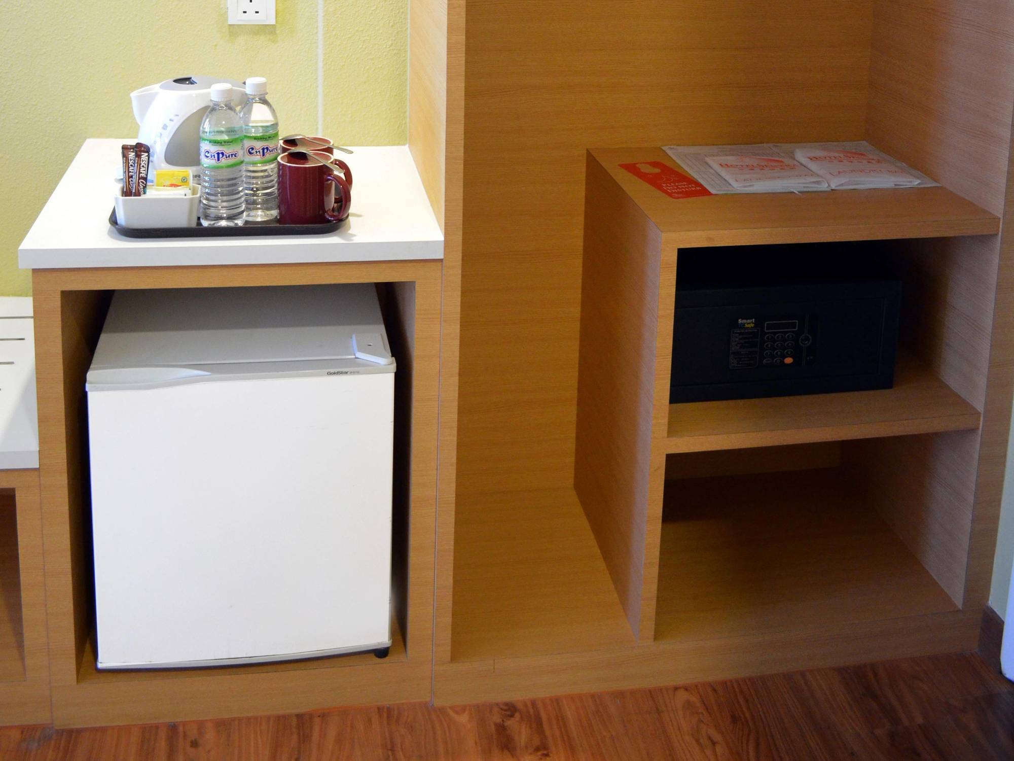 Hotel Sentral Seaview @ ​Beachfront Tanjung Bungah  Extérieur photo